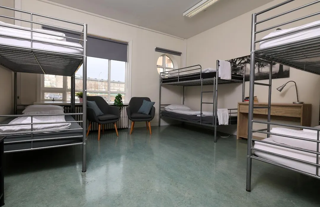 Hostel B47-1